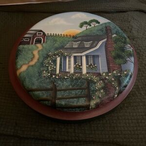 Round Hand-Painted Storage/Jewelry Box